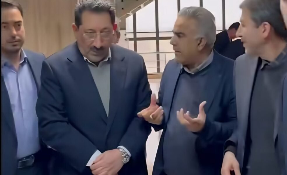 اصفهان‌ کاشان را هیچ هم به حساب نمی‌آورد