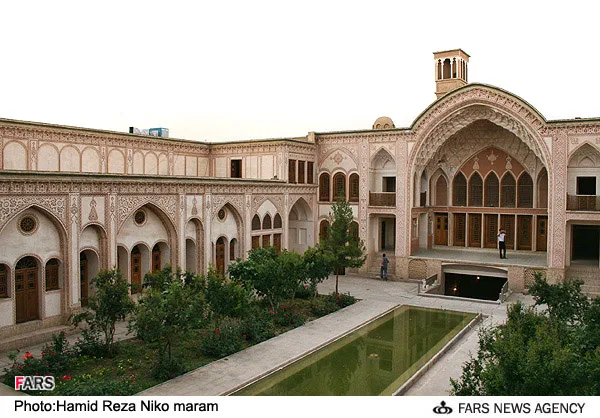 خانه تاریخی عامری‌ها در کاشان